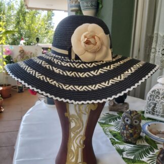 Pamela negra y beige