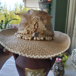 Cowboy camel con plumas