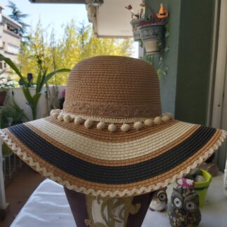 Pamela camel, beige y azul marino