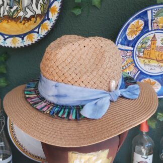 Fedora camel con flecos de algodón multicolor