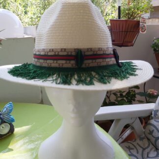 Fedora con flecos verde botella