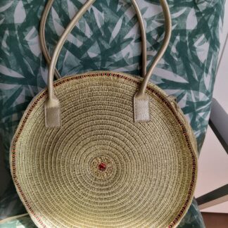 Bolso boho doble cara con materiales : tiras de fantasia, tira de pasamaneria, pedreria y aplique metalico dorado