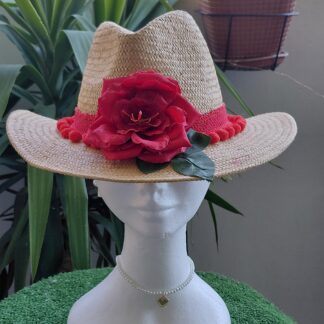 Fedora con flor flamenca